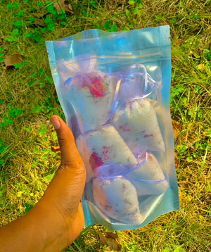 
                  
                    Relaxing herbal bath
                  
                
